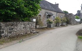 Ty Evelyne 11 Kernevez Botmeur